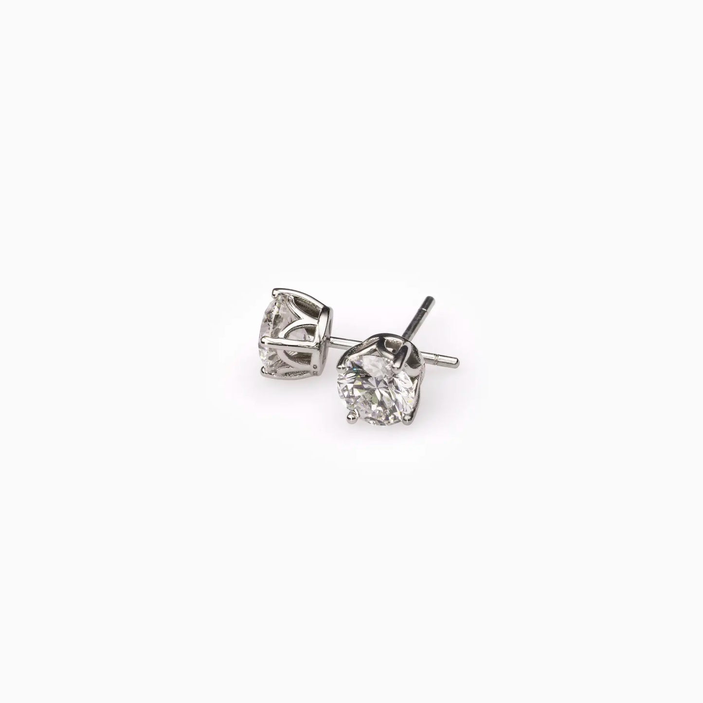 4 Claw Diamond Stud Earrings